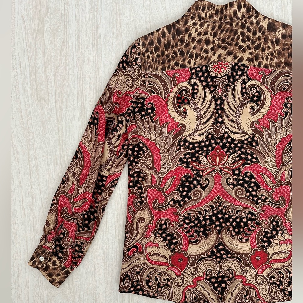 J. McLaughlin Paisley Button Down Shirt - Red and Cheetah Print - Picture 10 of 12